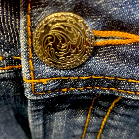 Plus Size Women's Blue Medium Wash Lane Bryant Distressed Jeans Denim sz 24 - Picture 5 of 9